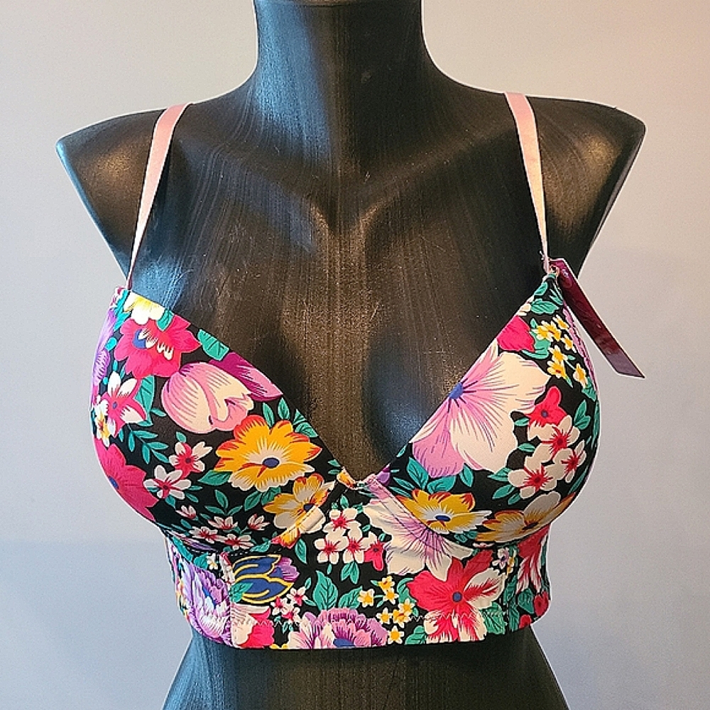 Flower Halter Lace Detailed Bra....Brand: Bella